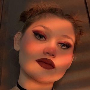 Meet your Posher, Savannah